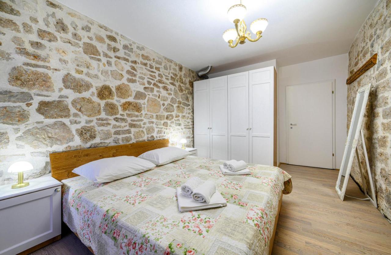 Apartments Festum Szybenik Zewnętrze zdjęcie